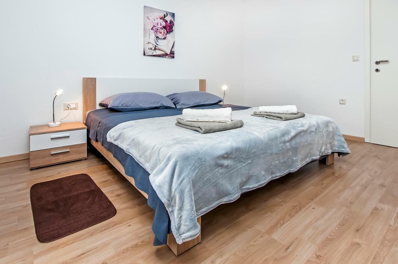 Apartman Sonata ロヴィニ エクステリア 写真